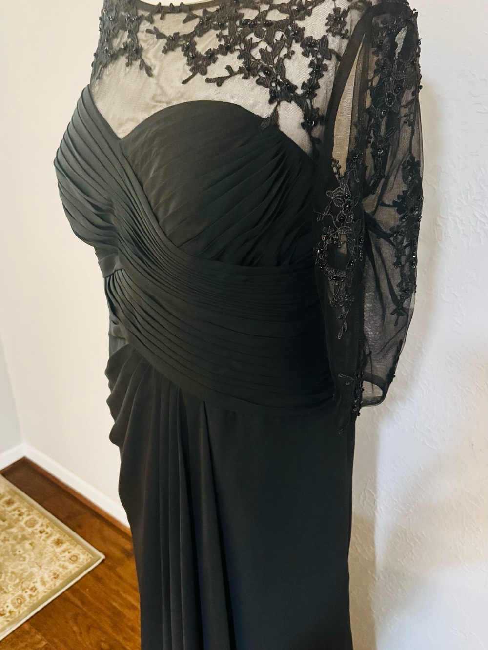 JJ’s House Elegant Black Evening Gown with Sheer Lace Sleeves - Picture 3 of 10